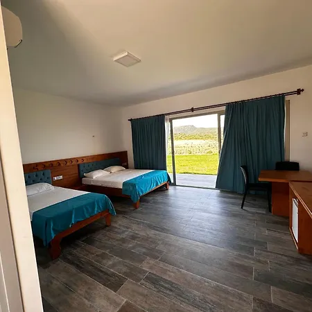Golden Hill 3* Rizokarpaso
