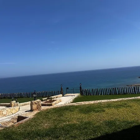 Hotel Golden Hill 3*