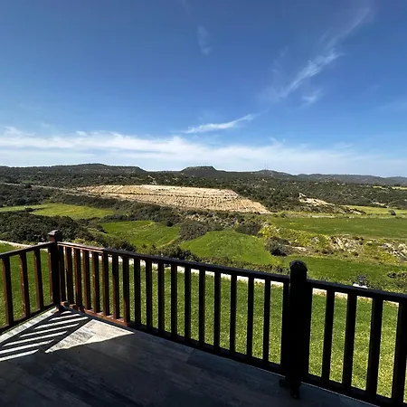 Golden Hill 3* Rizokarpaso