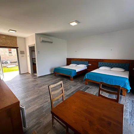 Hotel Golden Hill 3*
